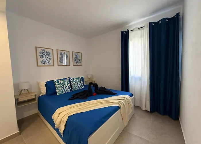 Blue Ocean View Apartment